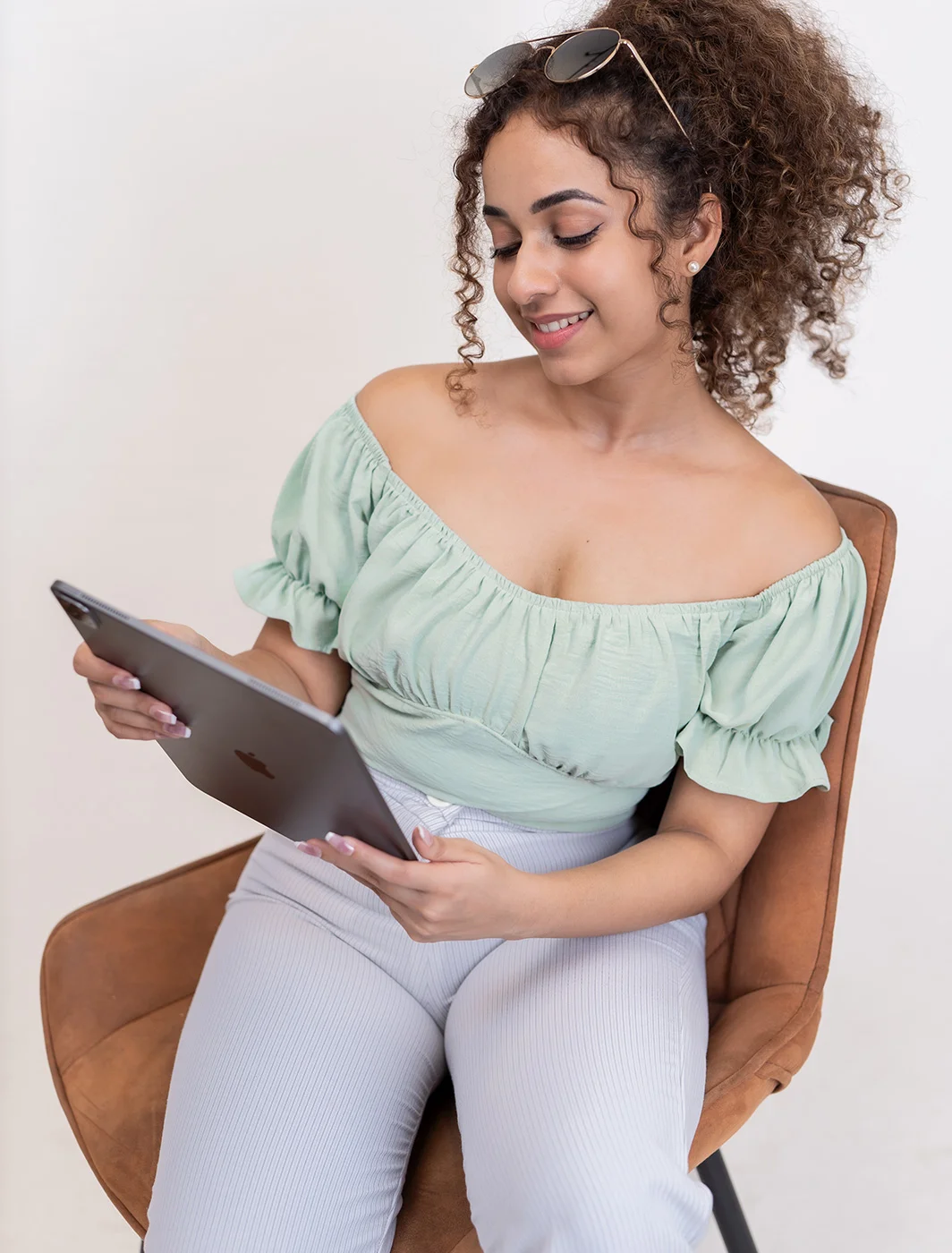 Fiona Off Shoulder Crop Top