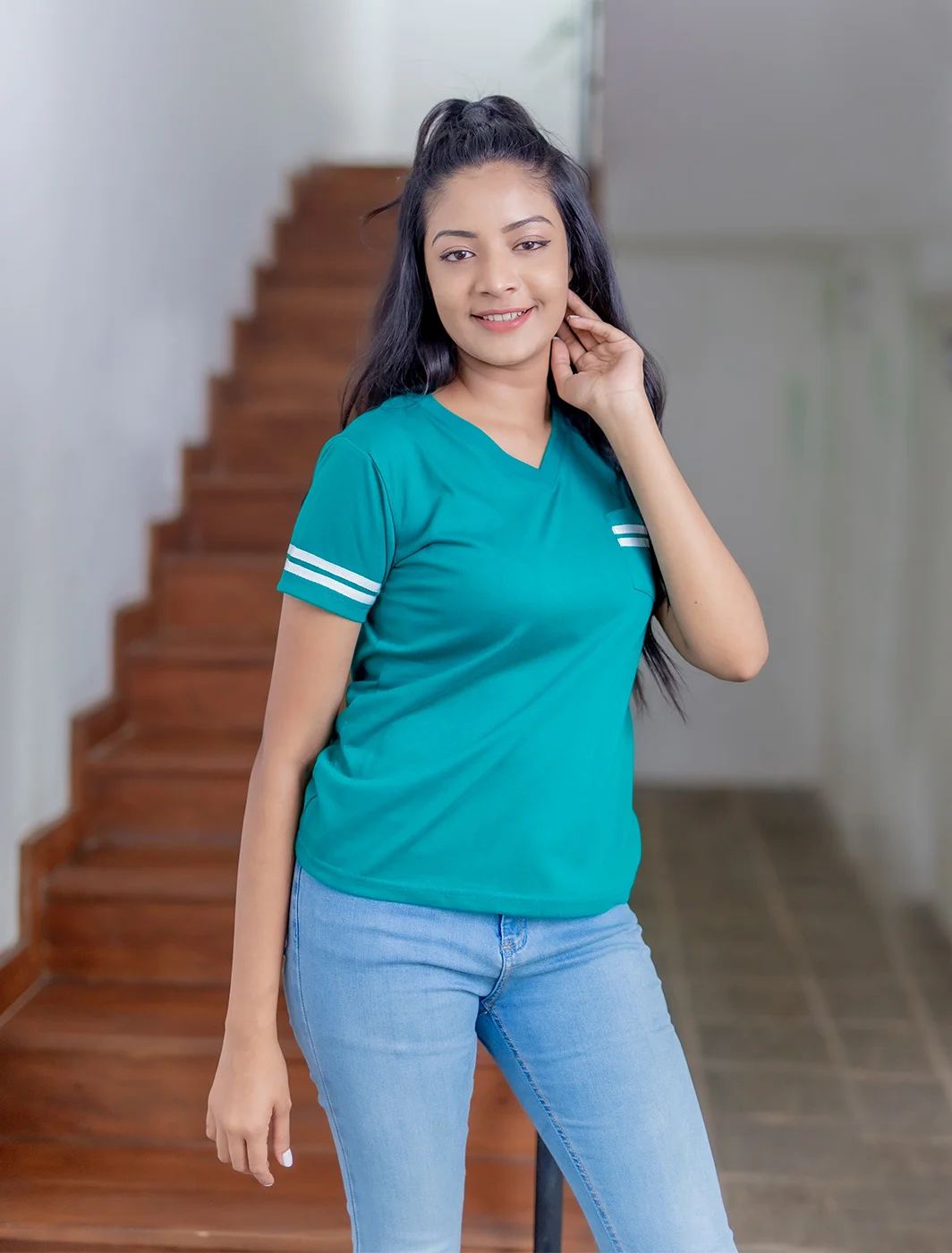 Melissa Vneck Tee
