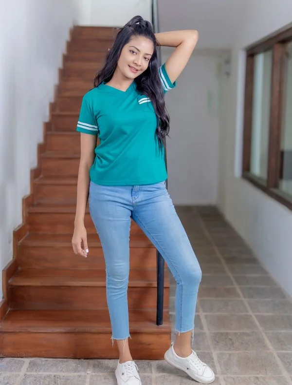 Melissa Vneck Tee - Image 3